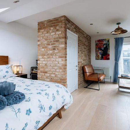Luxury And Bright Bedrooms In Queens Park Лондон Екстериор снимка