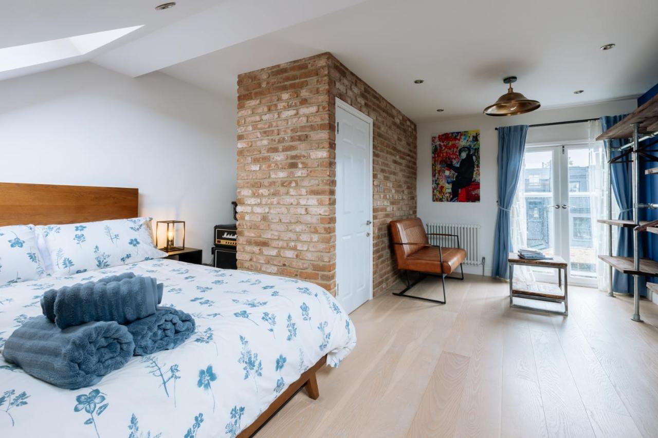 Luxury And Bright Bedrooms In Queens Park Лондон Екстериор снимка