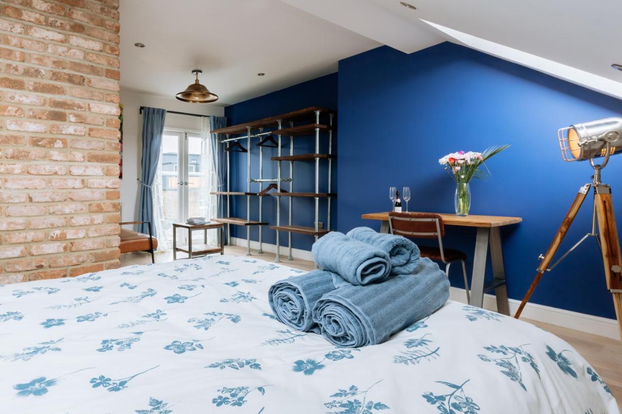 Luxury And Bright Bedrooms In Queens Park Лондон Екстериор снимка
